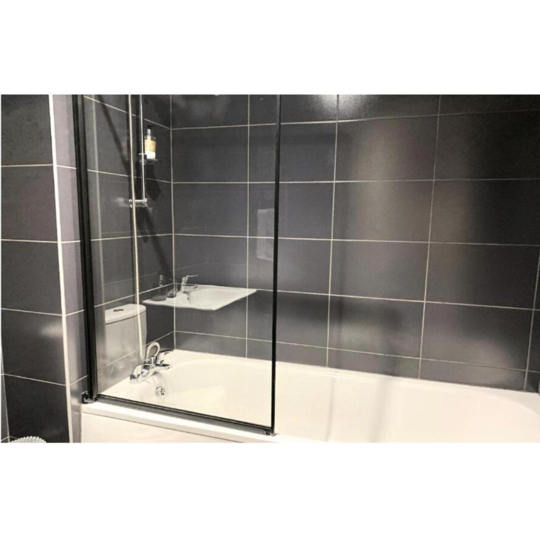 Stunning Stay 6 Minutes From Nec And Birmingham Airport Solihull Eksteriør bilde